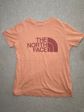 North Face T Shirt Medium Logo Casual Outdoor Layer